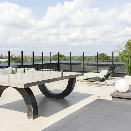 Luxury Sea View In A Skyscraper! *