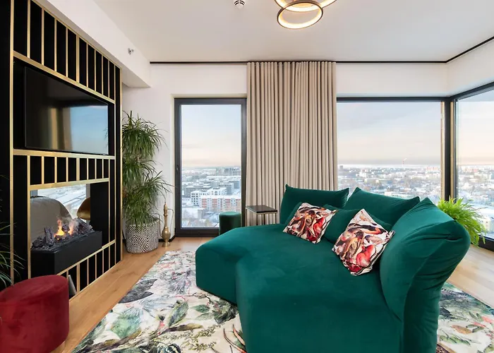 Luxury Sea View In A Skyscraper!