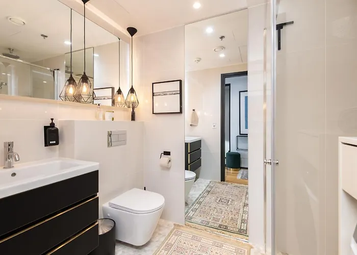 Luxury Sea View In A Skyscraper! *